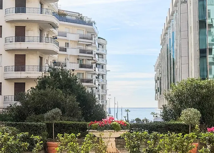 Gray Duboy D'angers Luxury 3 Bedrooms Croisette Lägenhet *