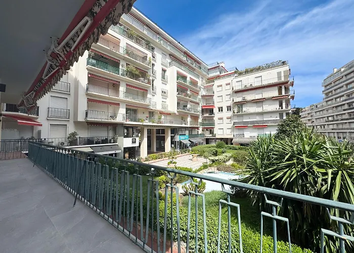 Gray Duboy D'angers Luxury 3 Bedrooms Croisette Apartman